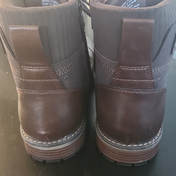 Men's Brown Leather Boots - Picture 4 of 7
